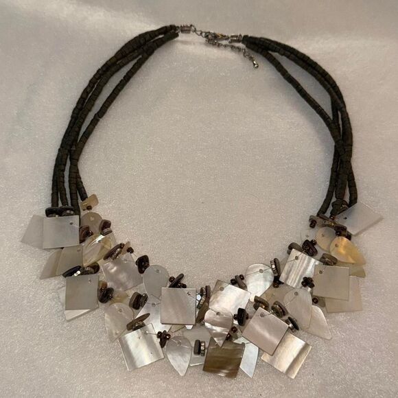 Unbranded Women's Cream Jewellery - Picture 4 of 4